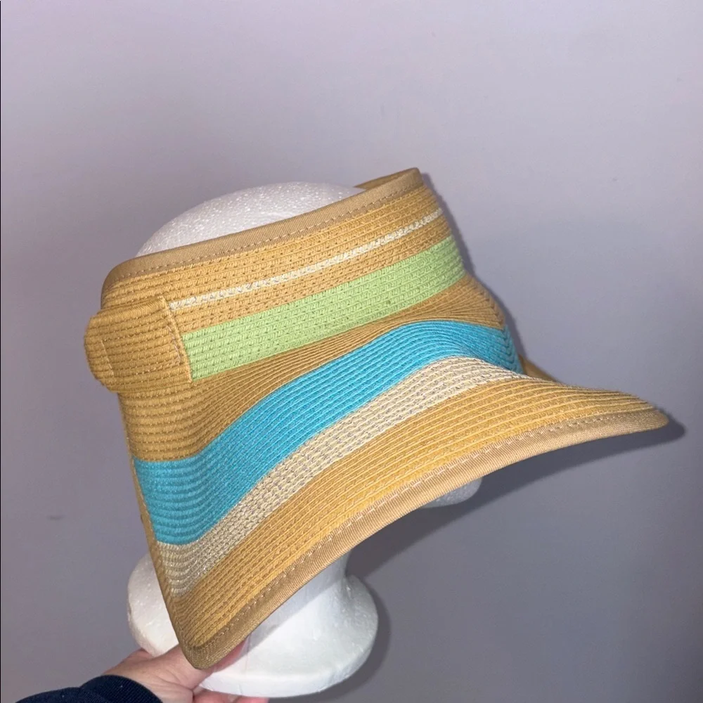 Croft & Barrow Wide Brim Tan Blue Green With Metallic Thread Bow Back Visor Hat